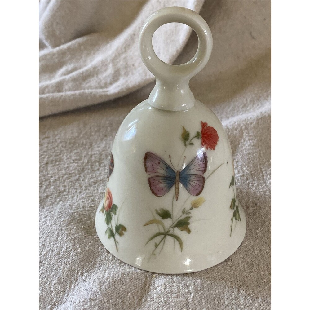 Takahashi Dew pattern ceramic bell 4 3/8"